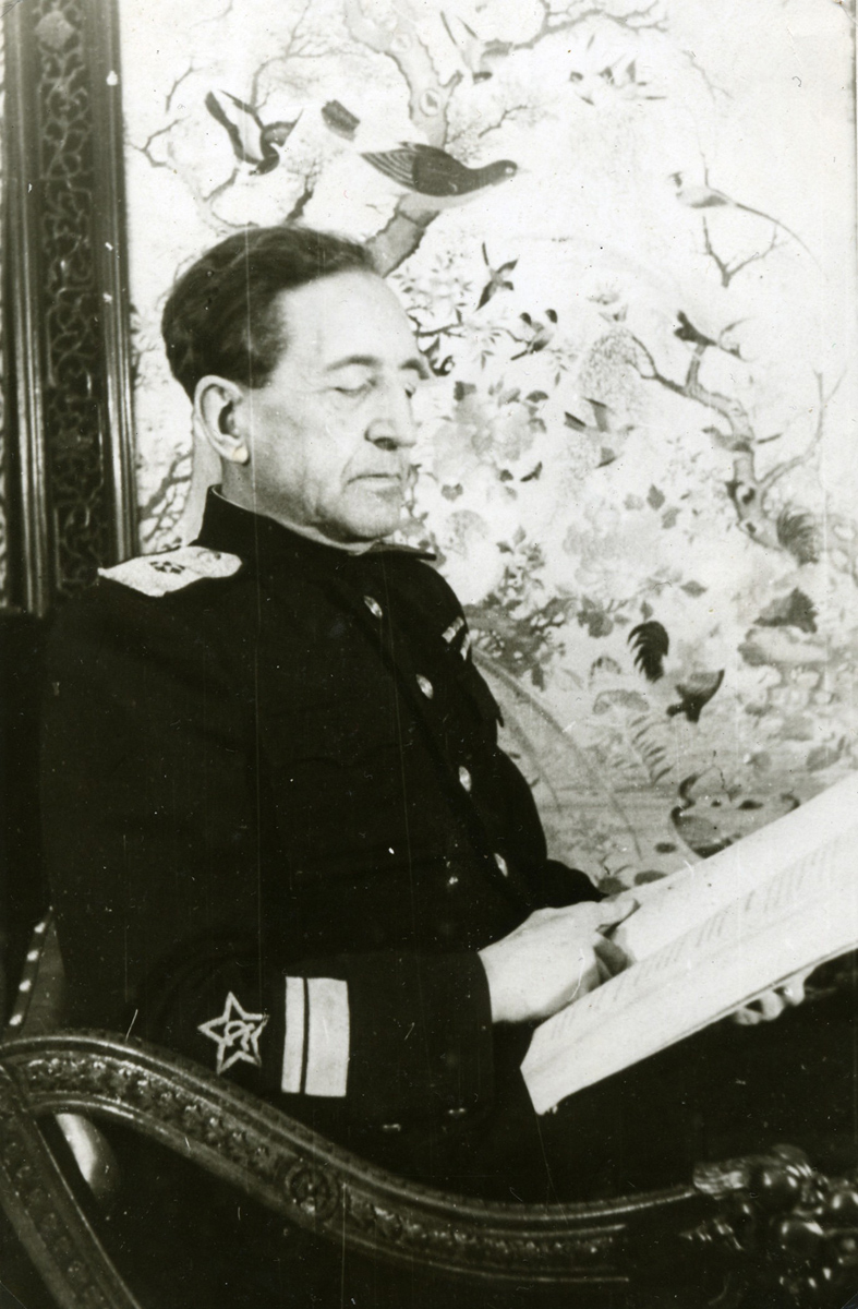 Конец 1940-х годов. Контр-адмирал Владимир Александрович Белли