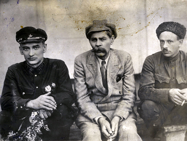 Июнь 1929 года. Глеб Бокий, Максим Горький и Матвей Погребинский